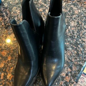 Elegant Black Ankle Boots